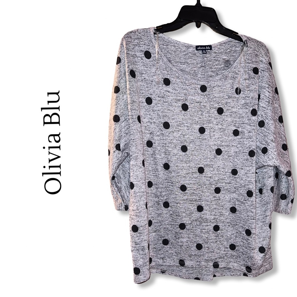 Olivia Blu Gray & Blue Dot 3/4 Sleeve Thin Sweater- New Without Tags
